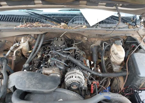 2004 GMC Sierra 2500Hd Work Truck from USA, damaged, VIN 1GTHC29U34E369360